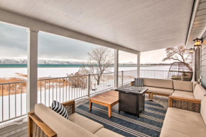 Lakefront Garden City Home with Hot Tub and Views